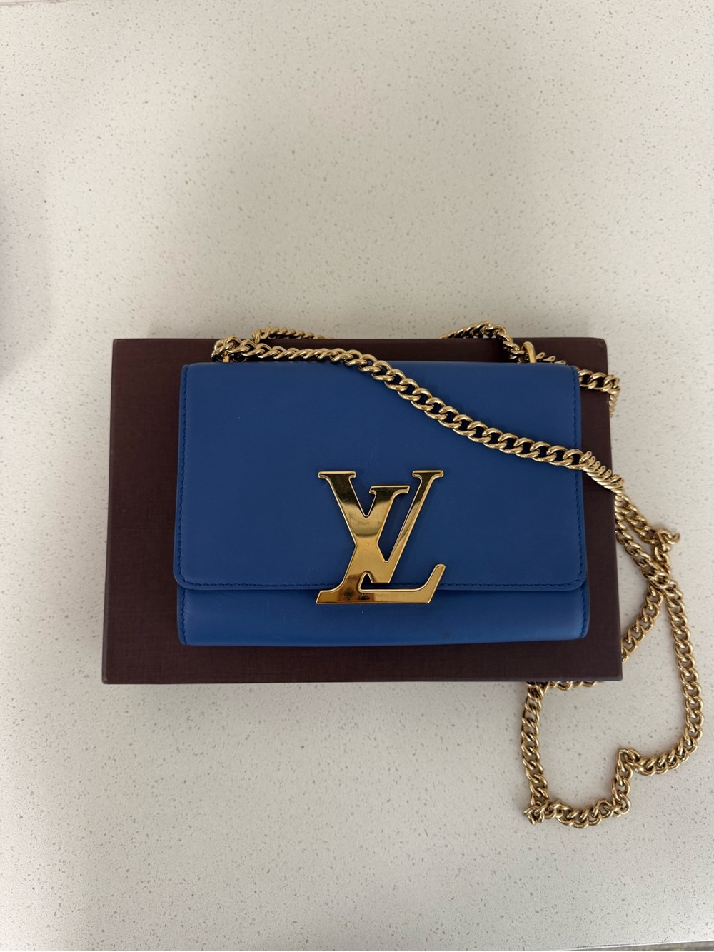 Louis Vuitton Blue Twist MM Shoulder Bag with Gold Hardware PL1176 - Picture 3 of 11